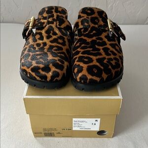 Michael Kors Brown and Gold Slippers with Chic Buckle